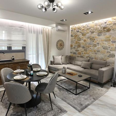 La Larissa Luxury Apartments Trekke Luaran gambar