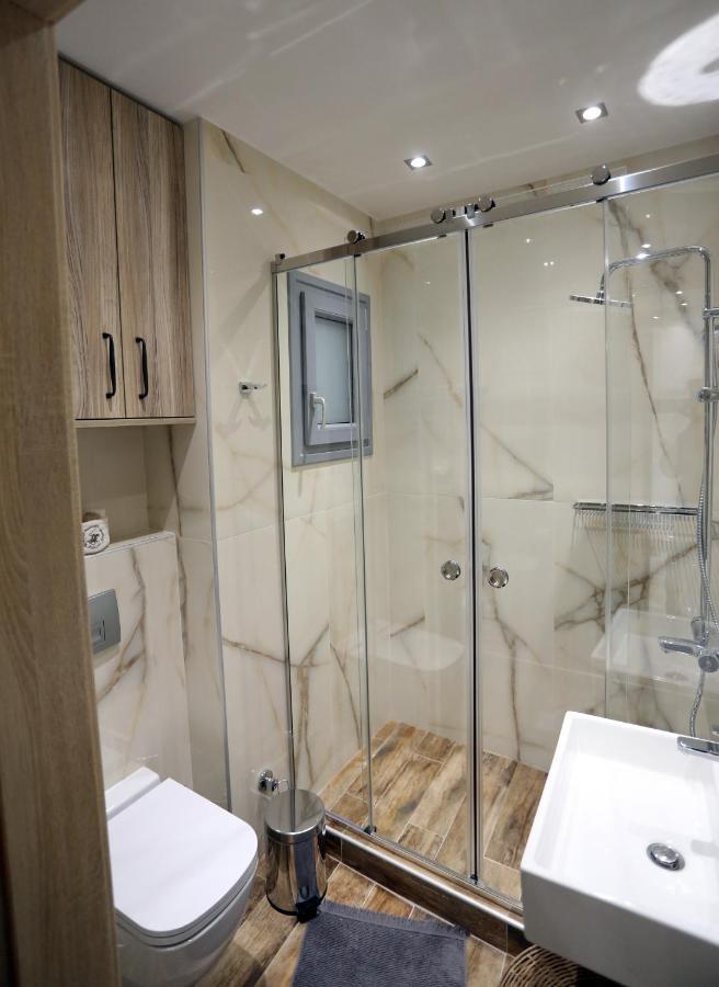 La Larissa Luxury Apartments Trekke Luaran gambar